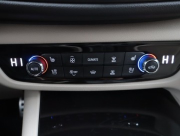 Opel Insignia II Sports Tourer 1.6 CDTI 136KM 2018 Opel Insignia 1.6 CDTI, Salon Polska, Serwis ASO, zdjęcie 12