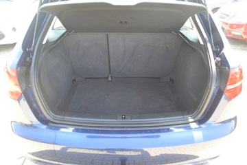 Audi A3 8P Hatchback 3d 1.6 TDI 105KM 2011 Audi A3 zarejestrowana, zdjęcie 10