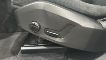 Volvo XC60 II 2021 Volvo XC 60 B4B Momentum, zdjęcie 27