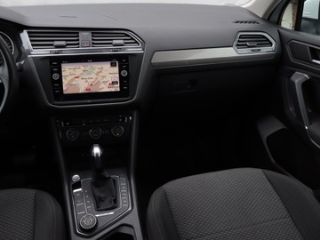 Volkswagen Tiguan Allspace SUV 2.0 TSI 190KM 2019 VW Tiguan Allspace 2.0 TSI, Salon Polska, zdjęcie 7