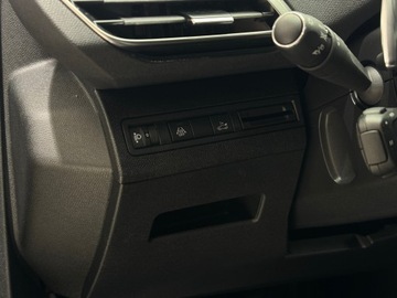 Peugeot 5008 II Crossover Facelifting 1.5 BlueHDi 130KM 2023 Peugeot 5008 Allure Pack / 7 osobowy / CarPlay/And, zdjęcie 22