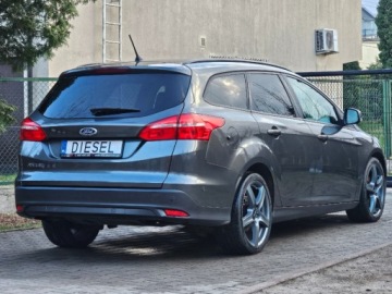 Ford Focus III Kombi Facelifting 1.5 TDCi 120KM 2017 Ford Focus navi grz. fotele grz. kierownica ALU 18 2x kola 1.5, zdjęcie 4