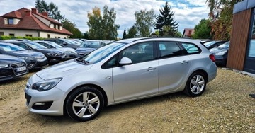 Opel Astra J Sports Tourer Facelifting 1.4 Turbo ECOTEC 120KM 2013 Opel Astra BENZYNA nawigacja KAMERA LIFT super okazja polecamy, zdjęcie 22