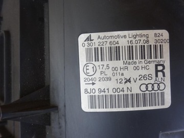 AUDI TT 8J SVĚTLO PRAVÁ PŘEDNÍ 8J0941004N