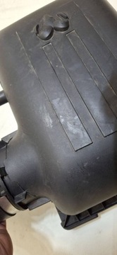 KRYT FILTRU VZDUCHU HORNÍ TRUBKA DODGE RAM 1500 2009- 53032405AD