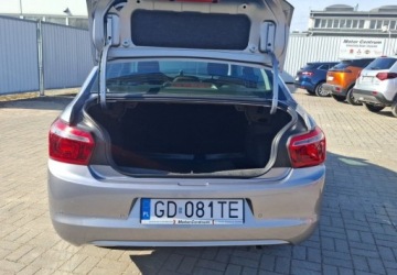 Citroen C-Elysee II Sedan Facelifting 1.2 PureTech 82KM 2018 Citroen C-Elysee C-Elysee 1.2 PureTech MoreLife 1.2 Benzyna 82KM, zdjęcie 5