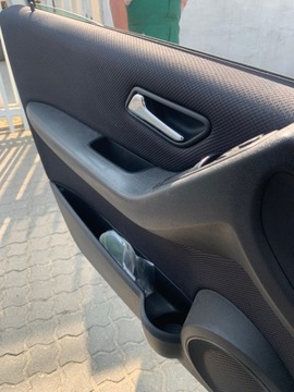 MERCEDES A CLASS W169 БОКОВИНА, ОБИВКА ПЕРЕДНЕЙ ДВЕРИ