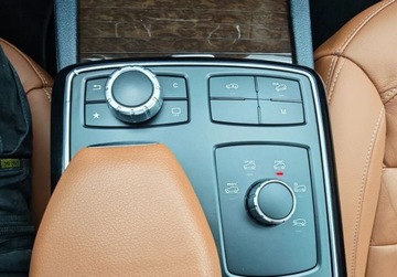 Mercedes GLS X166 Off-Tourer 3.0 350 d 258KM 2017 Mercedes-Benz GLS 3.0 Diesel 258KM, zdjęcie 25