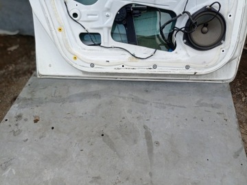 DVEŘE LEVÉ PŘEDNÍ FIAT GRANDE PUNTO 249 5D