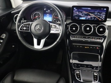 Mercedes GLC C253 SUV Facelifting 2.0 200d 163KM 2021 Mercedes GLC GLC 200 d 4MATIC, Salon Polska, zdjęcie 6