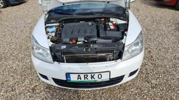 Skoda Octavia II Kombi 2.0 TDI CR DPF 140KM 2011 Škoda Octavia Skoda Octavia 2.0 TDI, Serwis, zdjęcie 15