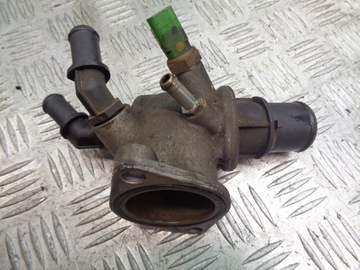 OBUDOWA TERMOSTATU OPEL ZAFIRA B 1.9 CDTI