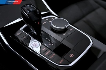 BMW Seria 3 G20-G21 2021 BMW Seria 3 318d TouringFV23LED Fog LightsModel AdvantageBMW Individual, zdjęcie 8