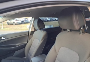 Hyundai Tucson III SUV 2.0 CRDI 136KM 2015 Hyundai Tucson 2.0 Crdi Style Salon PL 2.0 Diesel 136KM, zdjęcie 9