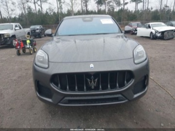 Maserati 2023 Maserati Grecale gt, 2023r., 4x4, 2.0L 2.0 Benzyna 296KM, zdjęcie 6