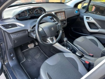 Peugeot 2008 I SUV Facelifting 1.2 PureTech 110KM 2019 Peugeot 2008 1.2 benzyna 110 KM automat kamera zarej w PL mozliwa zam, zdjęcie 7