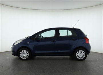 Toyota Yaris II Hatchback 5d 1.0 VVT-i 69KM 2008 Toyota Yaris 1.0 VVT-i, Salon Polska, Klima, zdjęcie 2