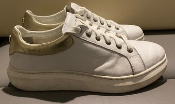Tommy Hilfiger sneakersy buty damskie S128Sabrina 1A1 r.41 skóra naturalna