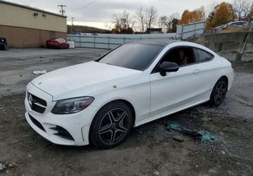 Mercedes Klasa C W206 Limuzyna 2.0 300 258KM 2022 Mercedes-Benz Klasa C Auta z USA - Zapytaj o wiecej ofert 2.0 Benzyna, zdjęcie 3