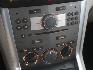 Opel Antara SUV Facelifting 2.2 CDTI ECOTEC 184KM 2011 Opel Antara 2.2 CDTI, Salon Polska, Serwis ASO, zdjęcie 11
