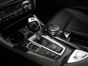 BMW Seria 5 F10-F11 Touring Facelifting 520d 190KM 2016 BMW 520 4x4 automat full LED skóra duża navi, zdjęcie 28