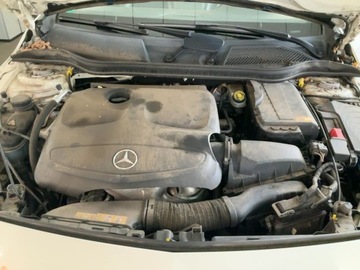 Mercedes Klasa A W176 Hatchback 5d 1.6 180 BlueEFFICIENCY 122KM 2014 Mercedes-Benz A-Klasse A 180 BlueEfficiency AMG Sport, zdjęcie 15