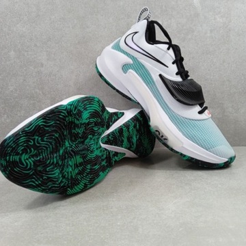 Спортивная обувь NIKE ZOOM FREAK 3, баскетбольный размер 42,5