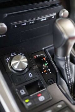 Lexus NX I SUV Facelifting 300 238KM 2020 Lexus NX 300 F Impression AWD 2.0 Benzyna 238KM, zdjęcie 29