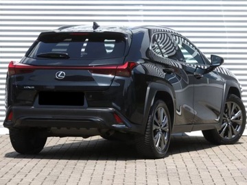 Lexus UX Crossover Facelifting 2.0 300h 199KM 2025 Od ręki - 300h F Sport Design 2.0 Hybrid Dynamic Force 199KM, zdjęcie 2