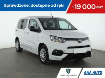 Toyota 2024 Toyota ProAce City Verso 1.5 D-4D, Salon Polska