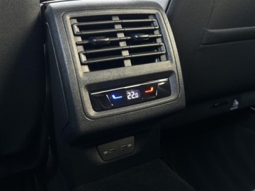 Volkswagen Golf VIII GTI 2.0 TSI 245KM 2022 Volkswagen Golf 2.0TSI 245KM GTI DSG l Salon Polsk, zdjęcie 11