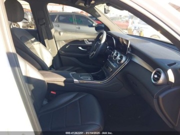 Mercedes GLC C253 2020 Mercedes-Benz GLC GLC 300 SUV 2.0 Benzyna 255KM, zdjęcie 4