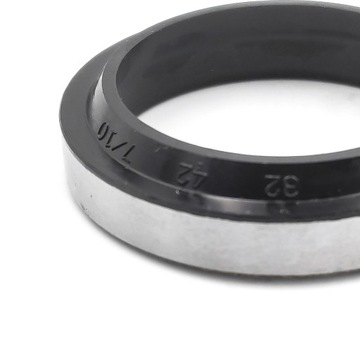 СКРЕБКОЕ КОЛЬЦО K07 32x42x7/10 [10 шт.]