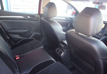 Renault Megane IV Hatchback 5d 1.2 Energy TCe 130KM 2018 Renault Megane Salon PL 1.2 Benzyna 131KM, zdjęcie 15