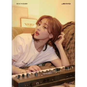 JIHYO [TWICE] - ZONE (PHOTOBOOK CD) - O VER.