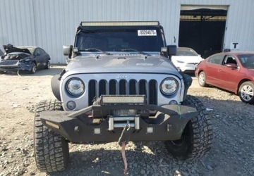 Jeep Wrangler III Unlimited Facelifting 3.8 OHV V6 199KM 2017 Jeep Wrangler Auta z USA - Zapytaj o wiecej ofert 3.8 Benzyna 199KM, zdjęcie 2