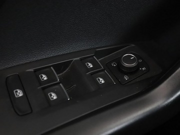 Volkswagen T-Cross SUV 1.0 TSI 110KM 2021 Volkswagen T-Cross Style automat navi grzane, zdjęcie 34