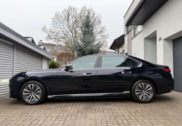 BMW Seria 7 G70 Sedan Plug-In 3.0 50e 489KM 2023 BMW Seria 7 BMW Seria 7 3.0 Hybryda Plug-in 489KM, zdjęcie 5