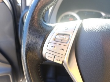 Nissan Navara IV Double Cab 2.3 190KM 2020 Nissan Navara DC 4x4 Autm EU6 Tekna DC 4x4 Autm EU, zdjęcie 29