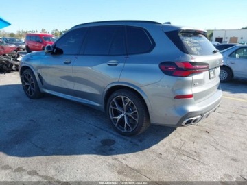 BMW X5 G05 2026 BMW X5 M60i 2026 4.4 Benzyna 523KM, zdjęcie 3