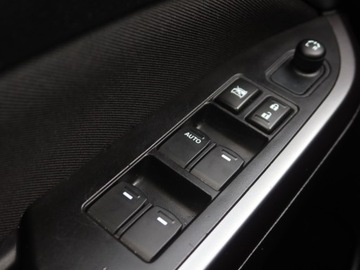 Suzuki Vitara III SUV Facelifting 1.0 BoosterJet 111KM 2018 Suzuki Vitara 1.0 BoosterJet, 1. Właściciel, zdjęcie 15