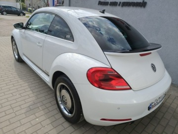 Volkswagen Beetle Hatchback 3d 1.6 TDI 105KM 2015 Volkswagen Beetle bezwypadkowy wyposażen, zdjęcie 6