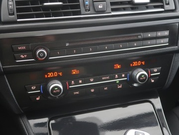 BMW Seria 5 F10-F11 Touring Facelifting 518d 150KM 2016 BMW 5 518d, Salon Polska, Serwis ASO, Automat, zdjęcie 11