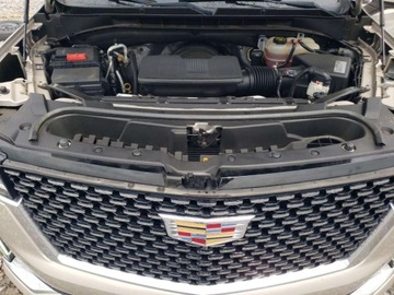 Cadillac Escalade III 2021 Cadillac Escalade Premium Luxury 2021 6.2l 6.2 Benzyna 420KM, zdjęcie 6