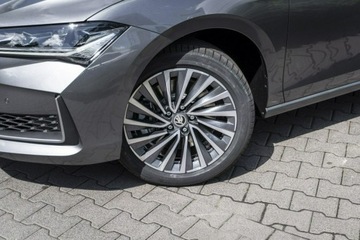 Skoda Superb IV Liftback 2.0 TSI 204KM 2025 Škoda Superb Skoda Superb L&amp;K 2.0 TSI 204 KM, zdjęcie 2