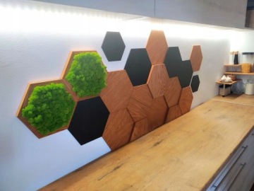 СТЕКЛЯННАЯ КАРТИНА ИЗ МХА ДЛЯ СТЕНЫ «ОЛЕНЬ»