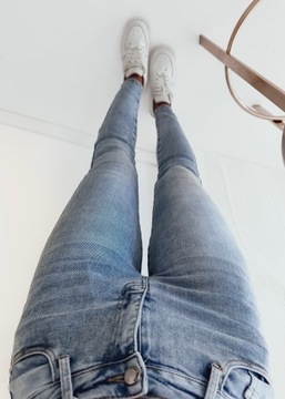 Jeansy spodnie damskie M Sara modelujące push up niebieskie XL 31 rozmiary