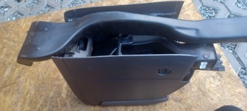 VW GOLF V PLUS ЦЕНТРАЛЬНЫЙ ТУННЕЛЬ РЕШЕТКА ПОДЛОКОТНИКА ВОЗДУХОВОД 5M0863323M