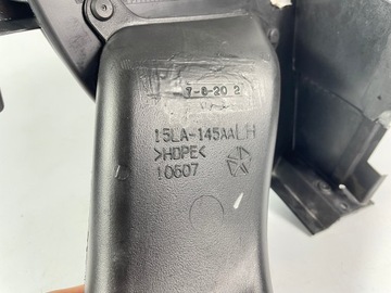 CHALLENGER SCAT PACK 2018+ VSTUP KANÁL VZDUCHOVÁ LEVÝ Z DRŽÁKY