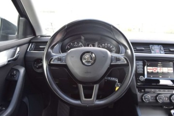 Skoda Octavia III Liftback Facelifting 1.2 TSI 85KM 2017 Skoda Octavia SalonPL 105KM AmbitionAmazing 16Alu Climatronic Dealer 1.2, zdjęcie 10